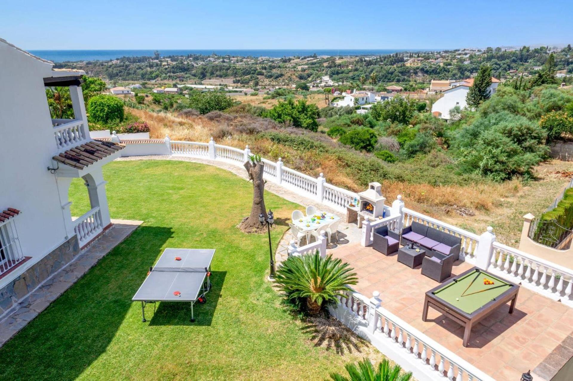 Villa Holivista By